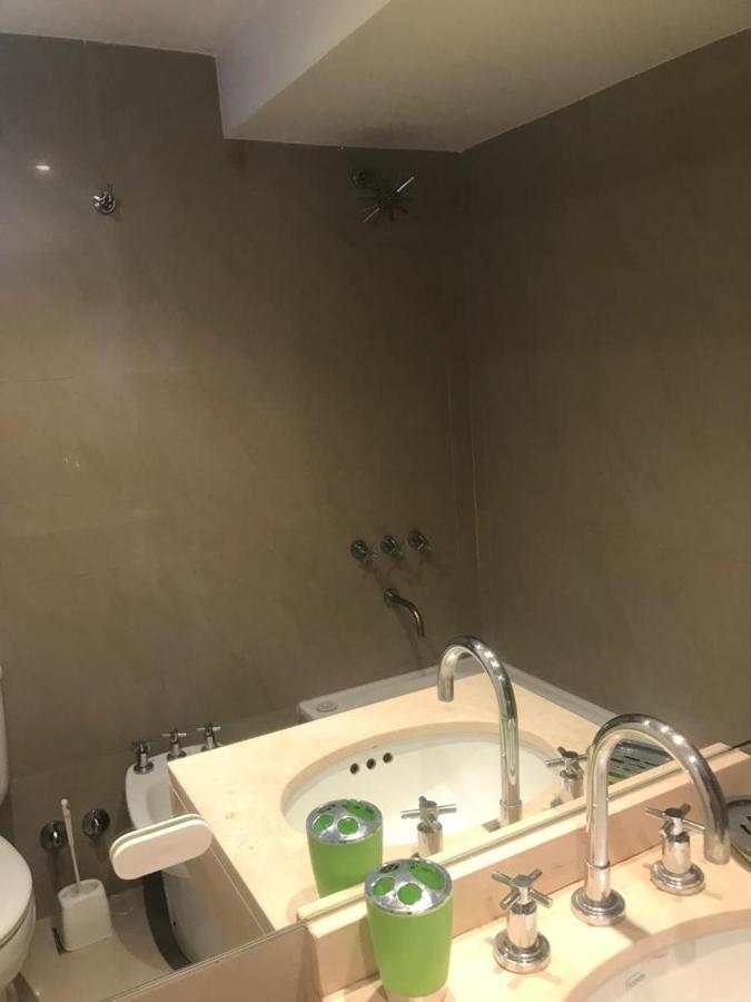 Apartamento Amplio Ambiente Y Medio Luminoso C Pileta En El Edificio 4 Personas Con Cama Doble Y Un Sillon Cama Tambien Doble *