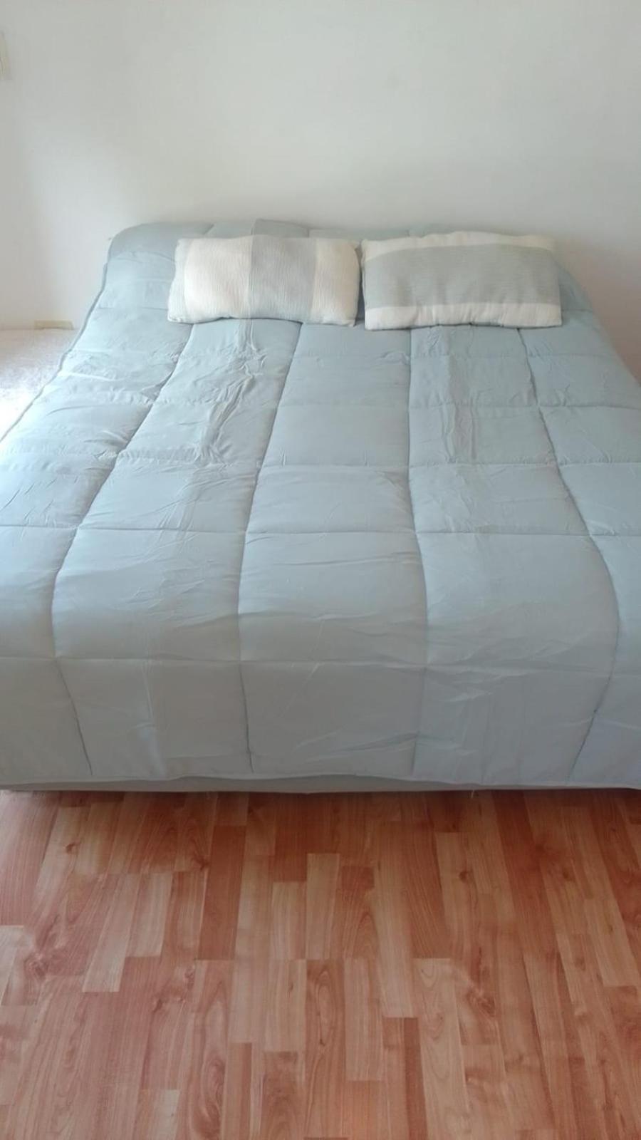 Amplio Ambiente Y Medio Luminoso C Pileta En El Edificio 4 Personas Con Cama Doble Y Un Sillon Cama Tambien Doble *